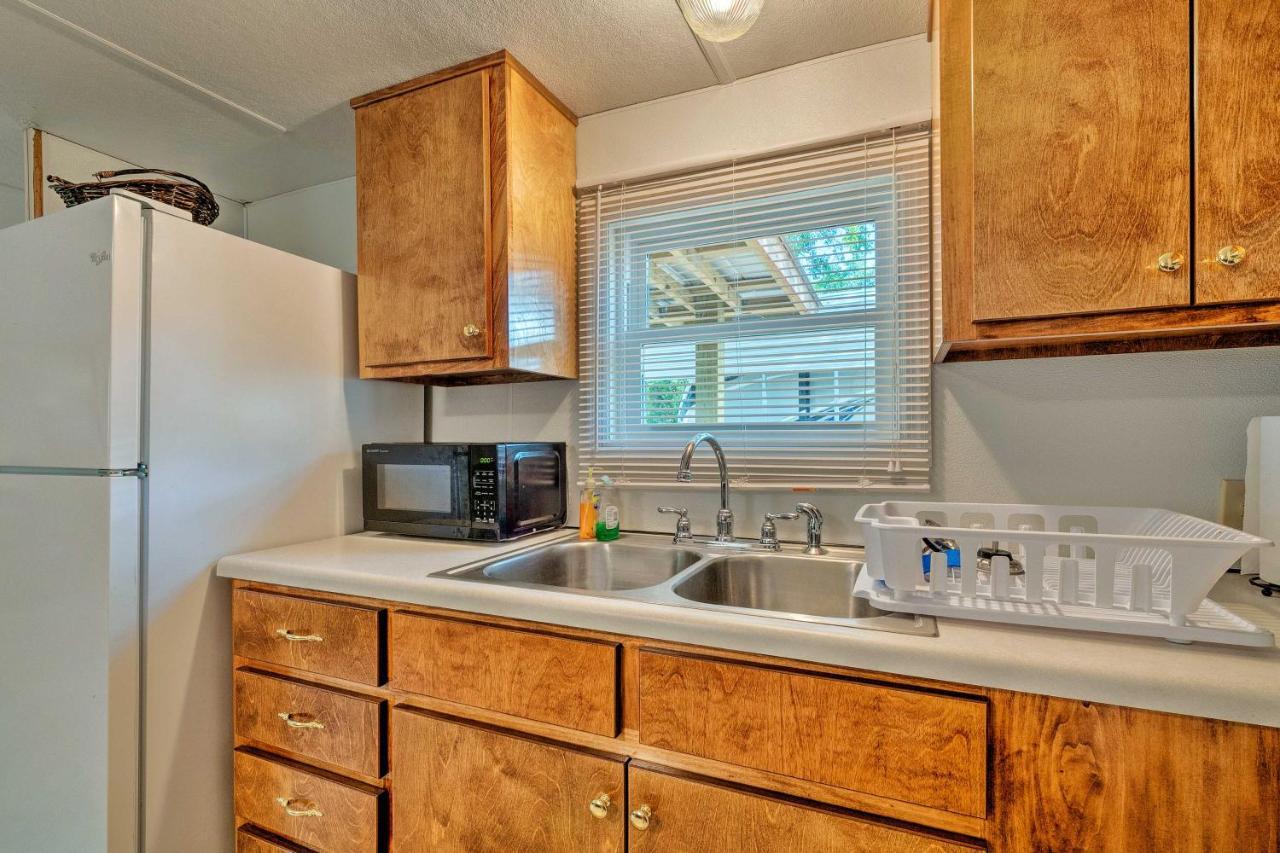 Cabin With Fire Pit, Walk To Steinhatchee River! エクステリア 写真